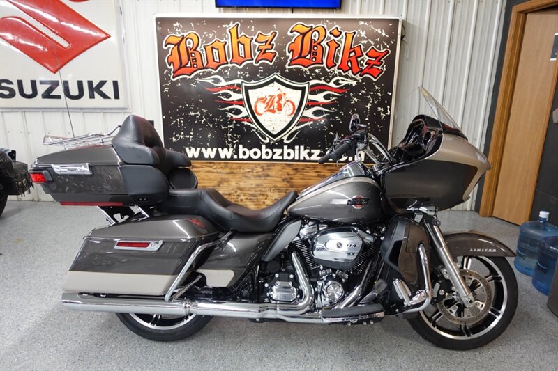 2023 Harley-Davidson Road Glide Limited - Photo 1 - Kingman, KS 67068