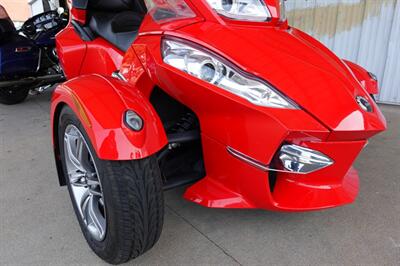 2012 Can Am Spyder RT-S SE5   - Photo 16 - Kingman, KS 67068