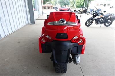 2012 Can Am Spyder RT-S SE5   - Photo 8 - Kingman, KS 67068