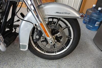 2014 Harley-Davidson Road King   - Photo 9 - Kingman, KS 67068