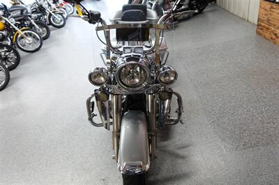 2014 Harley-Davidson Road King   - Photo 3 - Kingman, KS 67068