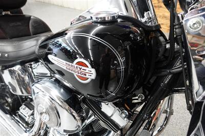 2004 Harley-Davidson Heritage Softail Classic   - Photo 16 - Kingman, KS 67068
