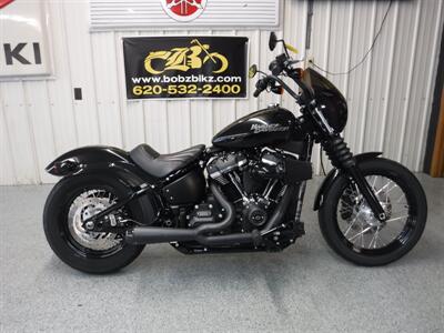 2018 Harley-Davidson Street Bob   - Photo 1 - Kingman, KS 67068