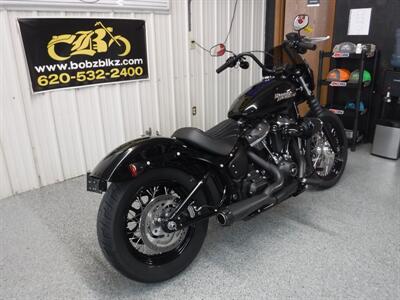 2018 Harley-Davidson Street Bob   - Photo 10 - Kingman, KS 67068