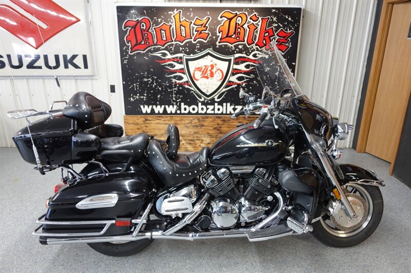 2004 Yamaha Royal Star Venture Midnight   - Photo 1 - Kingman, KS 67068