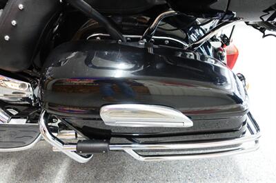 2004 Yamaha Royal Star Venture Midnight   - Photo 36 - Kingman, KS 67068