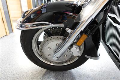 2004 Yamaha Royal Star Venture Midnight   - Photo 32 - Kingman, KS 67068