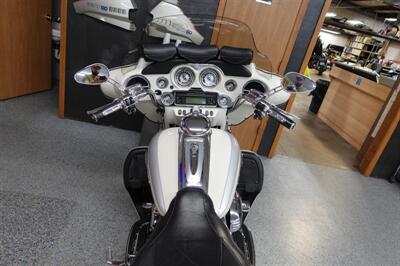 2008 Harley-Davidson Ultra Classic CVO   - Photo 43 - Kingman, KS 67068
