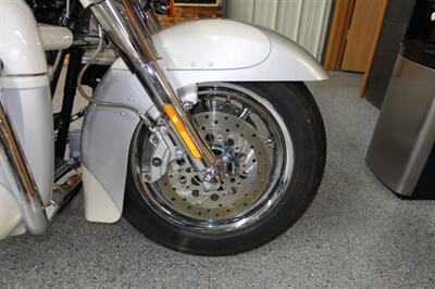 2008 Harley-Davidson Ultra Classic CVO   - Photo 9 - Kingman, KS 67068