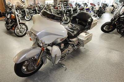 2008 Harley-Davidson Ultra Classic CVO   - Photo 4 - Kingman, KS 67068