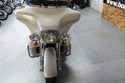 2008 Harley-Davidson Ultra Classic CVO   - Photo 3 - Kingman, KS 67068