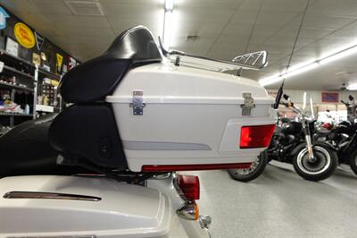 2008 Harley-Davidson Ultra Classic CVO   - Photo 31 - Kingman, KS 67068