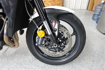 2024 Triumph Street Triple R - Photo 9 - Kingman, KS 67068
