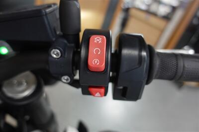 2024 Triumph Street Triple R - Photo 39 - Kingman, KS 67068