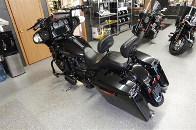2019 Harley-Davidson Street Glide Special   - Photo 6 - Kingman, KS 67068