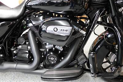 2019 Harley-Davidson Street Glide Special   - Photo 12 - Kingman, KS 67068