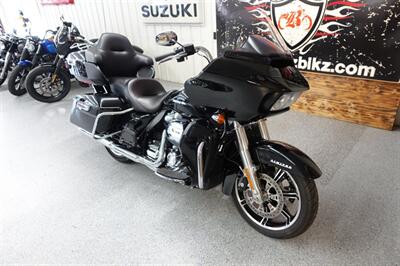 2022 Harley-Davidson Road Glide Limited   - Photo 2 - Kingman, KS 67068