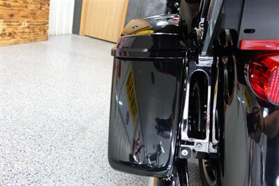 2022 Harley-Davidson Road Glide Limited - Photo 38 - Kingman, KS 67068