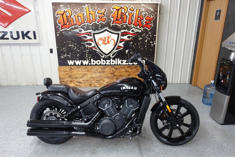 2022 Indian Scout Rogue Sixty ABS   - Photo 1 - Kingman, KS 67068