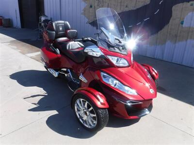 2016 Can Am Spyder RT Limited SE6   - Photo 2 - Kingman, KS 67068