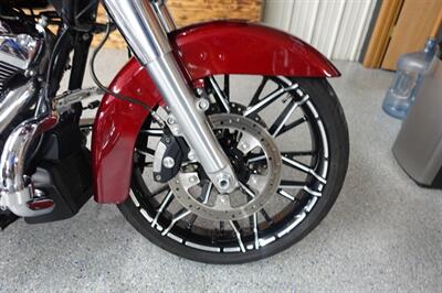 2017 Harley-Davidson Road Glide Special   - Photo 5 - Kingman, KS 67068