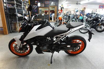 2021 KTM 200 Duke   - Photo 5 - Kingman, KS 67068