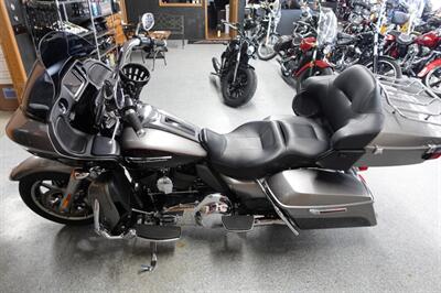 2016 Harley-Davidson Road Glide Ultra   - Photo 5 - Kingman, KS 67068