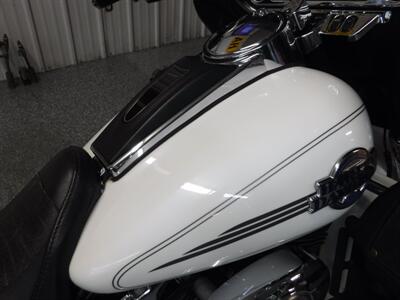 2006 Harley-Davidson Ultra Classic   - Photo 8 - Kingman, KS 67068