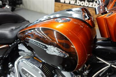 2012 Harley-Davidson Street Glide CVO   - Photo 16 - Kingman, KS 67068