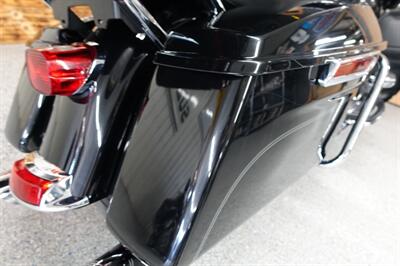 2016 Harley-Davidson Road Glide Ultra   - Photo 24 - Kingman, KS 67068