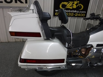 1993 Honda Gold Wing 1500 SE   - Photo 5 - Kingman, KS 67068