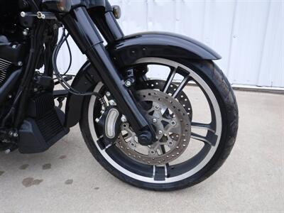 2018 Harley-Davidson Freewheeler   - Photo 4 - Kingman, KS 67068