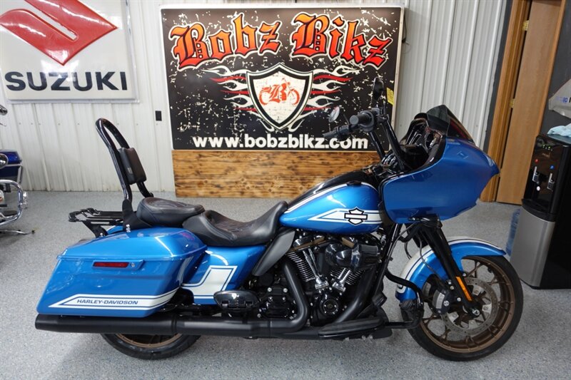 2023 Harley-Davidson Road Glide ST   - Photo 1 - Kingman, KS 67068