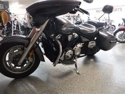 2014 Yamaha V Star 1300 Deluxe   - Photo 24 - Kingman, KS 67068