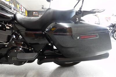 2024 Harley-Davidson Road Glide   - Photo 17 - Kingman, KS 67068