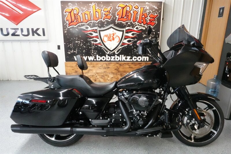 2024 Harley-Davidson Road Glide   - Photo 1 - Kingman, KS 67068