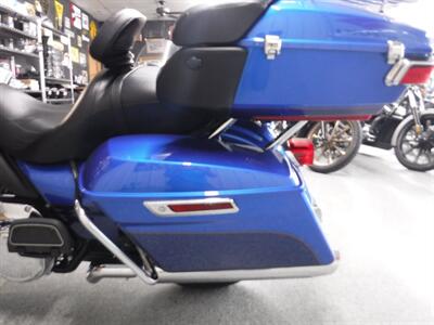2017 Harley-Davidson Road Glide Ultra   - Photo 17 - Kingman, KS 67068
