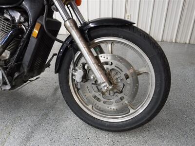 2001 Honda Shadow 1100 Spirit   - Photo 4 - Kingman, KS 67068