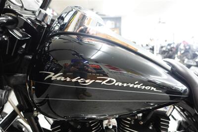 2010 Harley-Davidson Road Glide Custom   - Photo 29 - Kingman, KS 67068
