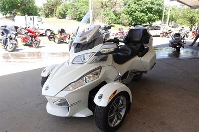 2012 Can Am Spyder RT Limited SE5   - Photo 5 - Kingman, KS 67068