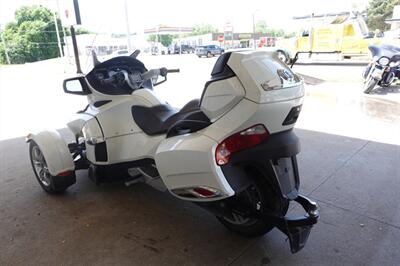 2012 Can Am Spyder RT Limited SE5   - Photo 7 - Kingman, KS 67068