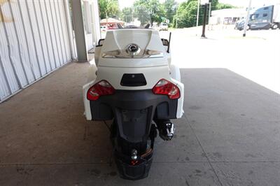 2012 Can Am Spyder RT Limited SE5   - Photo 8 - Kingman, KS 67068