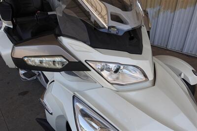 2012 Can Am Spyder RT Limited SE5   - Photo 14 - Kingman, KS 67068