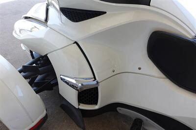 2012 Can Am Spyder RT Limited SE5   - Photo 27 - Kingman, KS 67068