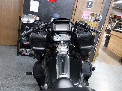 2017 Harley-Davidson Road Glide Ultra   - Photo 18 - Kingman, KS 67068