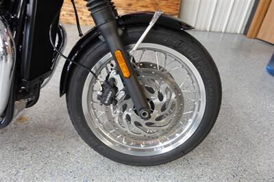 2023 Triumph Bonneville T120 Chrome Edition   - Photo 9 - Kingman, KS 67068