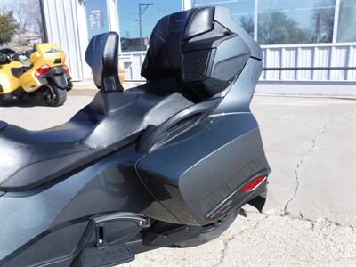 2018 Can Am Spyder RT Limited SE6   - Photo 7 - Kingman, KS 67068