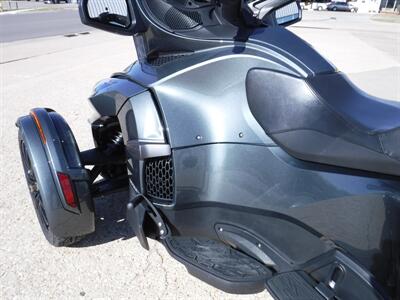 2018 Can Am Spyder RT Limited SE6   - Photo 6 - Kingman, KS 67068