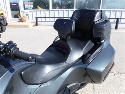 2018 Can Am Spyder RT Limited SE6   - Photo 16 - Kingman, KS 67068