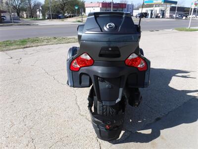 2018 Can Am Spyder RT Limited SE6   - Photo 8 - Kingman, KS 67068